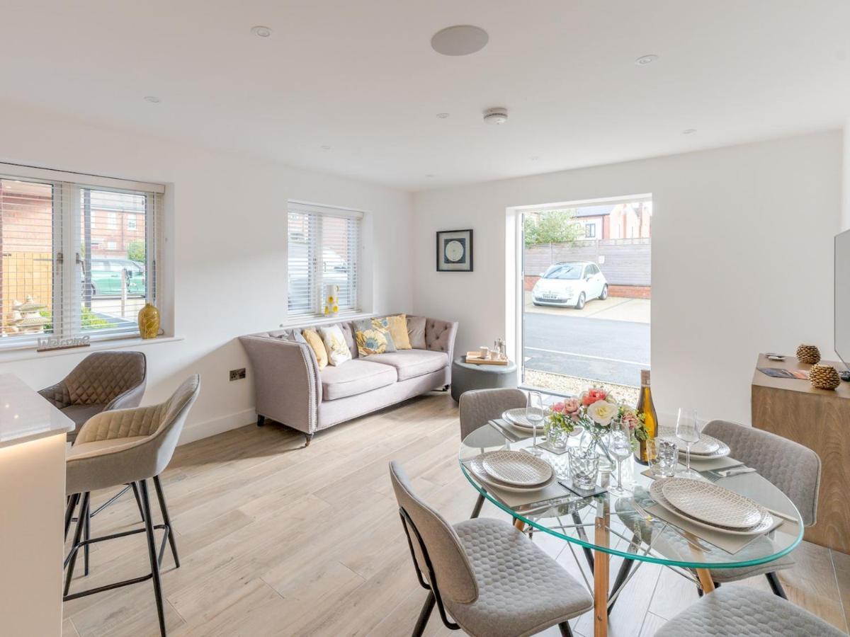 Pass The Keys 1 Bed Albury Contemporary Apartment With Secure Parking Shrewsbury Zewnętrze zdjęcie